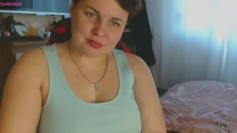 Mari online show from 10.14.25