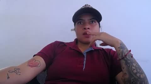 Snapshot of mari_afox chatting on 07.21.26 Mary Ana online show from 07.21.26