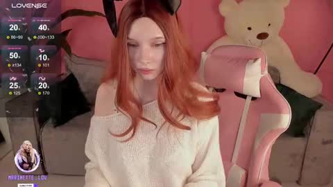 Snapshot of mari_nett chatting on 03.07.25 mari_nett online show from 03.07.25