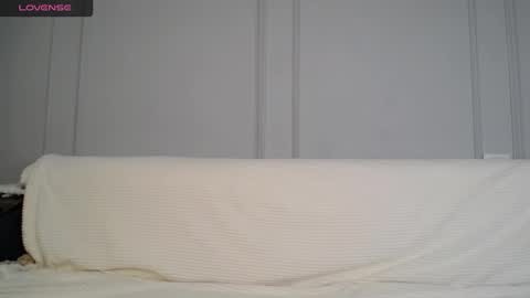 Snapshot of maria_kai chatting on 11.05.25 Maria online show from 11.05.25