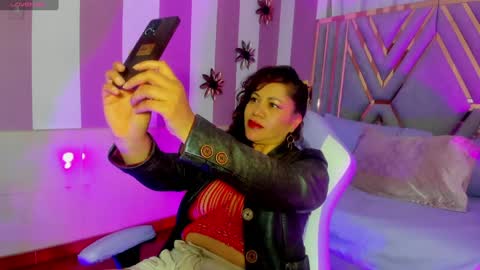 Snapshot of maria_paulac chatting on 12.30.24 MARIA online show from 12.30.24