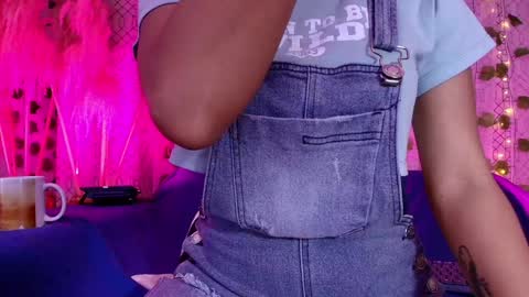 Snapshot of maria_rosse chatting on 01.28.25 Mara online show from 01.28.25