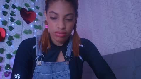 Snapshot of maria_rosse chatting on 02.05.25 Mara online show from 02.05.25