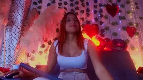 Snapshot of maria_rosse chatting on 02.11.25 Mara online show from 02.11.25