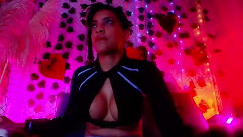 Snapshot of maria_rosse chatting on 02.20.25 Mara online show from 02.20.25