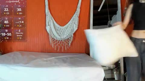 maria_turner1 online show from 03.26.26