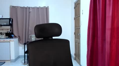 Snapshot of mariacarmi chatting on 09.10.25 mariacarmi online show from 09.10.25