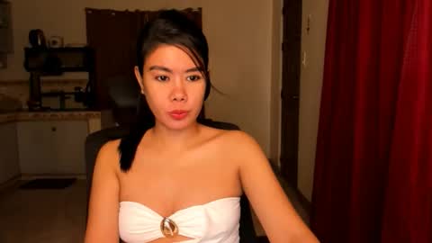 Snapshot of mariacarmi chatting on 09.20.25 mariacarmi online show from 09.20.25