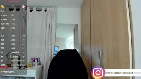 mariadanielasanchez online show from 10.29.25