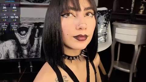 Snapshot of mariagh_ chatting on 09.09.25 Maria online show from 09.09.25