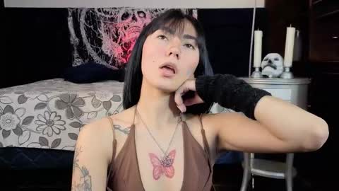 Snapshot of mariagh_ chatting on 09.19.25 Maria online show from 09.19.25