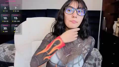 Snapshot of mariagh_ chatting on 11.07.25 Maria online show from 11.07.25