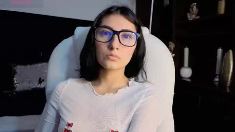 Snapshot of mariagh_ chatting on 11.13.25 Maria online show from 11.13.25