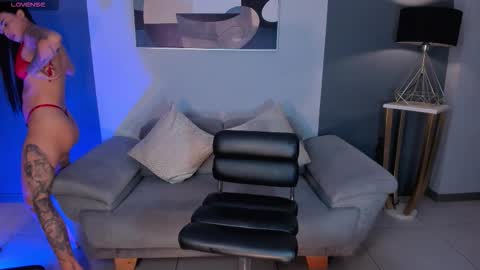 MARIA HERRERA  online show from 10.06.25