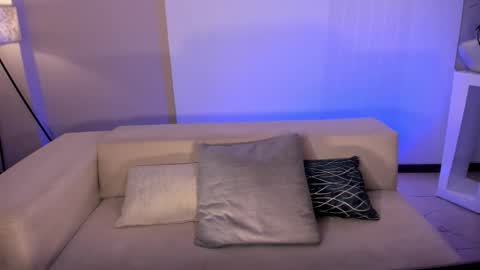 MARIA HERRERA  online show from 02.22.26