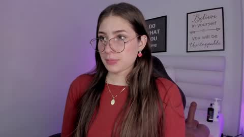 Snapshot of mariam_scott18 chatting on 12.24.24 Mariam online show from 12.24.24