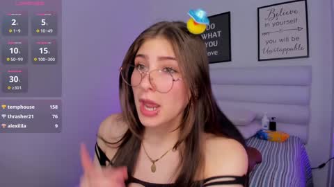 Snapshot of mariam_scott18 chatting on 02.26.25 Mariam online show from 02.26.25