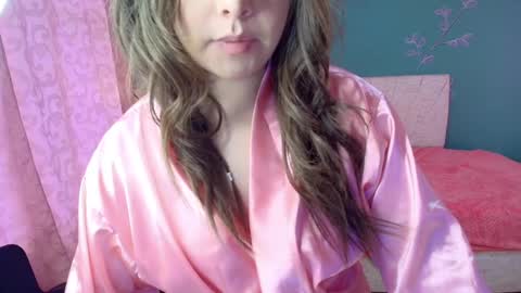 Snapshot of mariamcute_ chatting on 02.17.25 M A R I A N A online show from 02.17.25