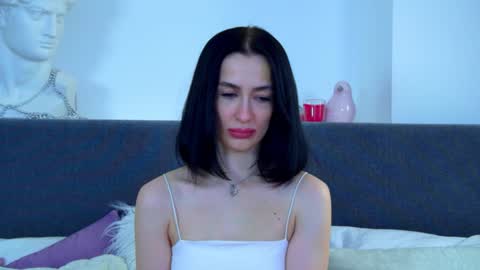 Snapshot of mariamenson chatting on 02.01.25 MariaMenson online show from 02.01.25