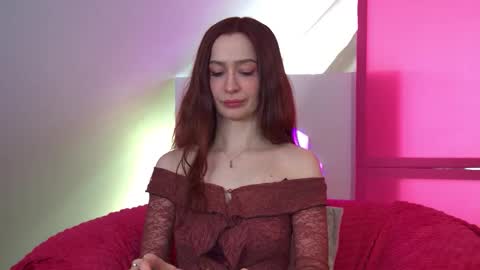 MariaMenson online show from 03.14.26