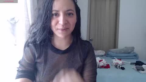 Snapshot of mariamualata chatting on 05.25.26 mariamualata online show from 05.25.26