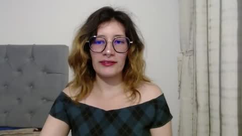 Mariana online show from 12.23.24