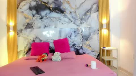 Snapshot of mariana_16_ chatting on 02.09.26 mariana_16_ online show from 02.09.26