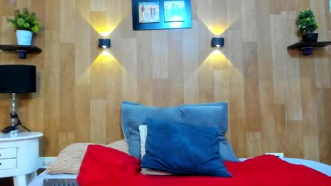 Mariana Angel online show from 03.10.25