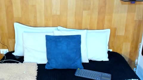 Mariana Angel online show from 10.23.25