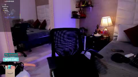 Snapshot of mariana_c chatting on 04.30.26 Mar y online show from 04.30.26