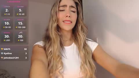 Mariana online show from 11.10.25