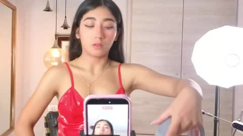 Snapshot of mariana_kalo chatting on 04.23.26 Mariana online show from 04.23.26