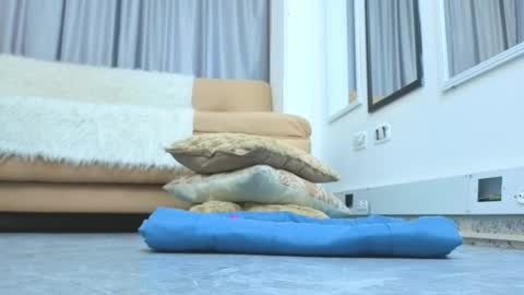 Mariana online show from 04.09.26