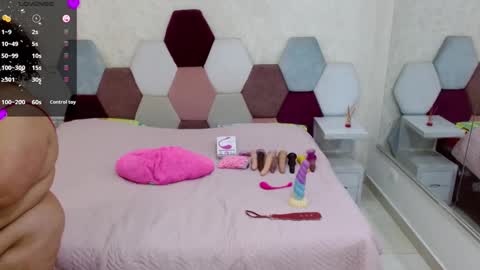 mariana online show from 09.23.25