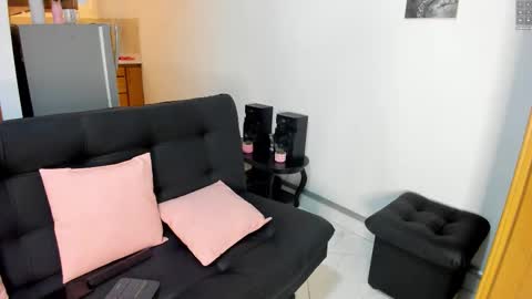 Snapshot of marianagomez__ chatting on 11.16.25 Mariana online show from 11.16.25