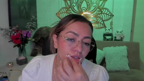 Mariana Lopez online show from 02.07.25