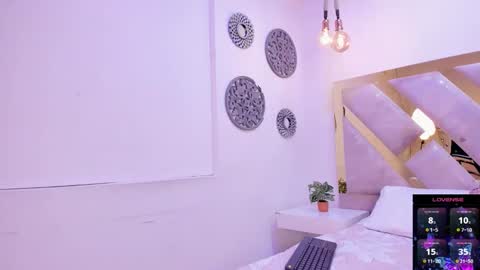 Marianee Rousse  online show from 09.28.25