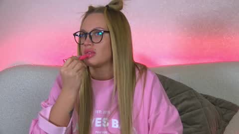 Maria online show from 02.26.25