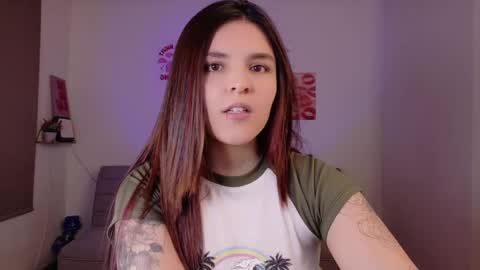 Snapshot of mariangeel_ chatting on 11.10.25 mariangeel_ online show from 11.10.25