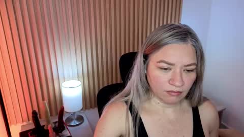 Marian Love  online show from 11.02.25