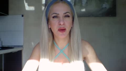 Snapshot of marianna1977 chatting on 03.06.25 marianna1977 online show from 03.06.25