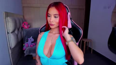 M A R I A N E online show from 11.21.25