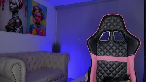 M A R I A N E online show from 05.14.26