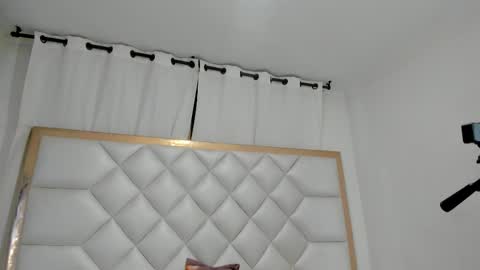 Snapshot of marianrosse chatting on 11.08.25 marianrosse online show from 11.08.25