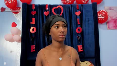 Snapshot of marianrosse chatting on 02.17.26 marianrosse online show from 02.17.26