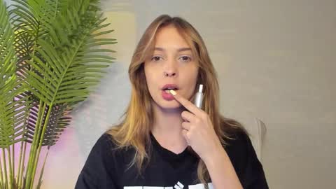 Masha online show from 10.22.25