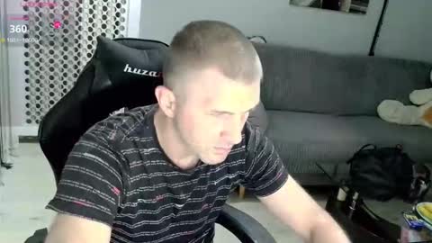 Snapshot of maribor5879 chatting on 05.27.26 maribor5879 online show from 05.27.26