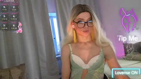 Mari online show from 01.22.25