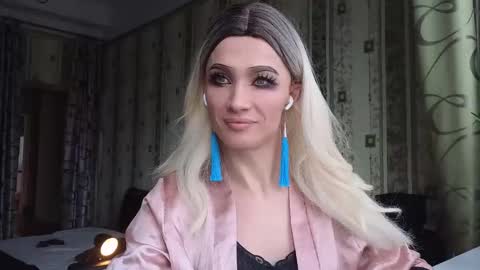 Mari online show from 02.25.25