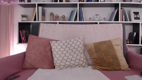 Snapshot of marie_antoinette62 chatting on 12.01.24 Maria online show from 12.01.24